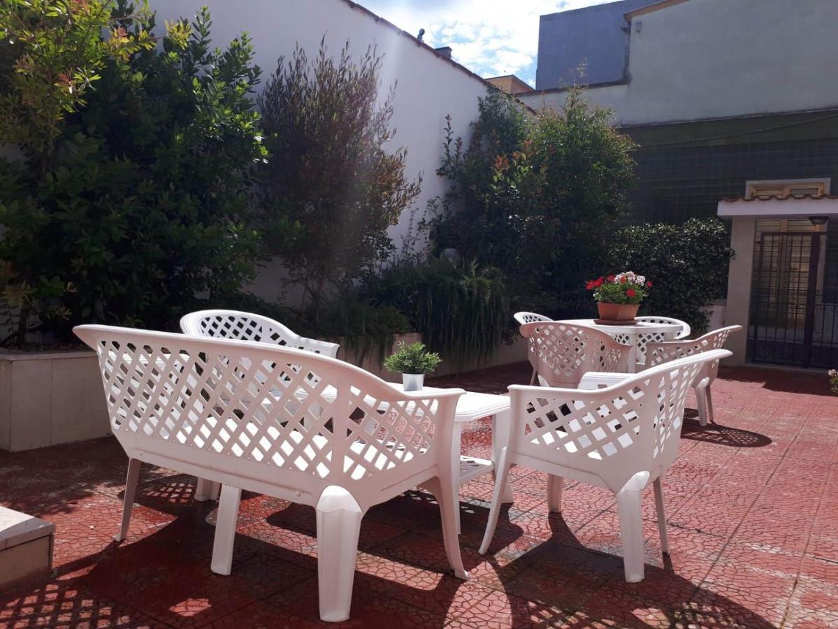 Bed and Breakfast "Il Giardino Di Niu" Palombaio Экстерьер фото