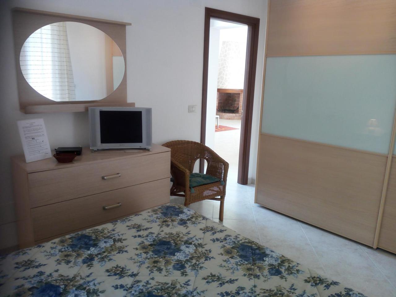 Bed and Breakfast "Il Giardino Di Niu" Palombaio Экстерьер фото