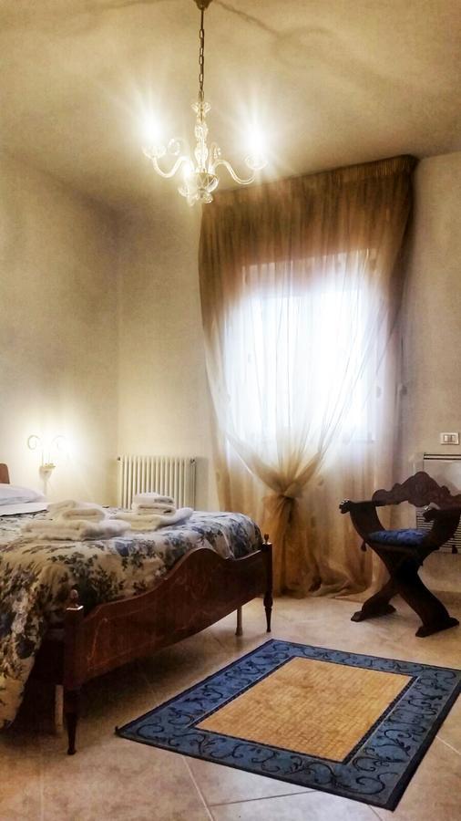 Bed and Breakfast "Il Giardino Di Niu" Palombaio Номер фото